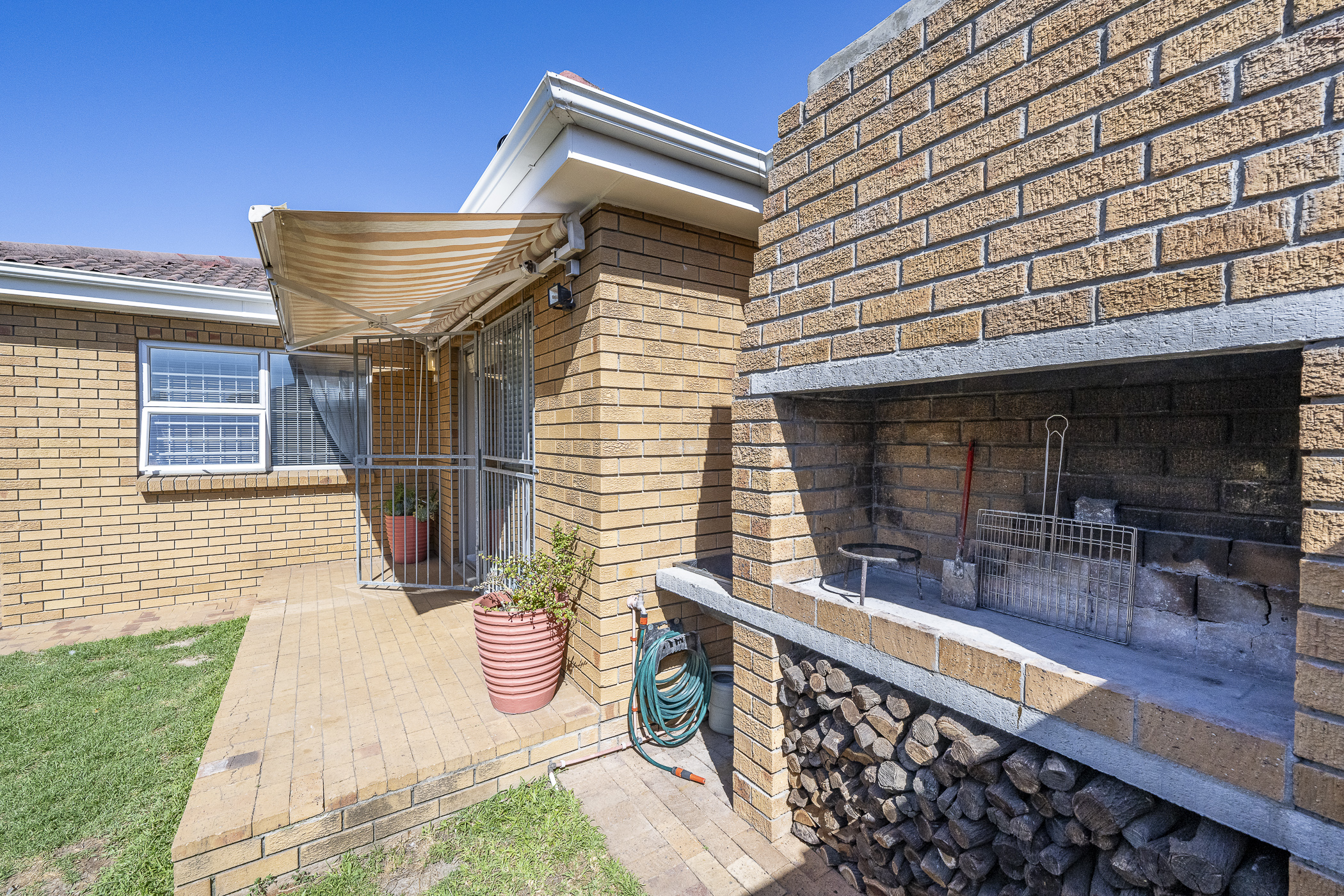 3 Bedroom Property for Sale in Silver Oaks Western Cape